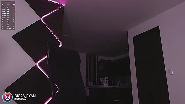 bigryann23 live sex cam