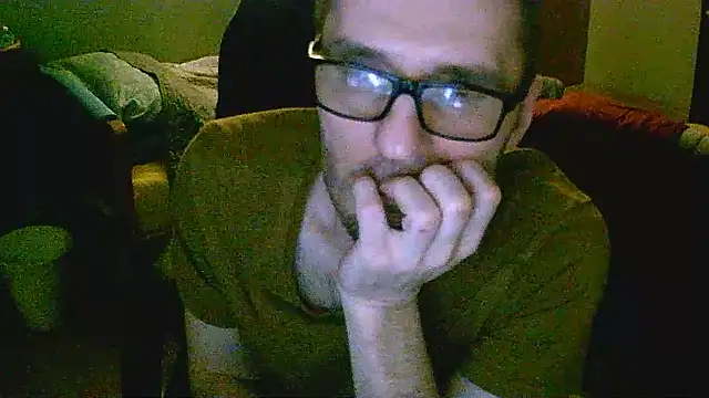 dado-hot12's cam snapshot