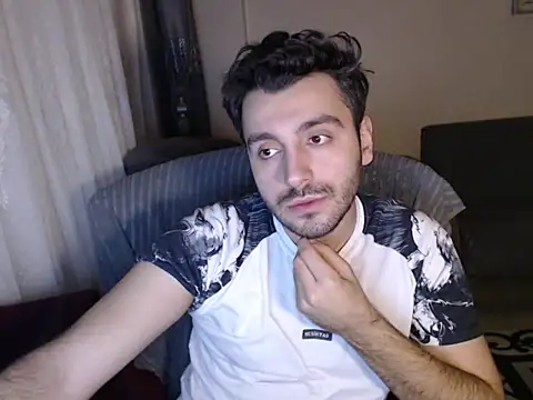 handsomeee04's cam snapshot