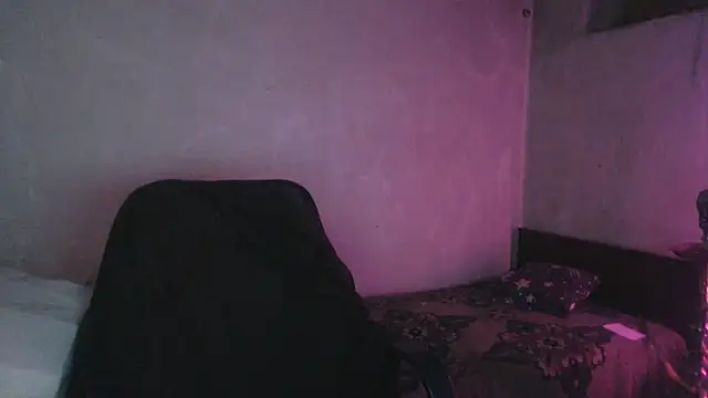 BIG-COCK-OMG's cam snapshot