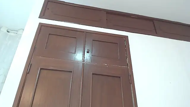 Darliin_G live sex cam