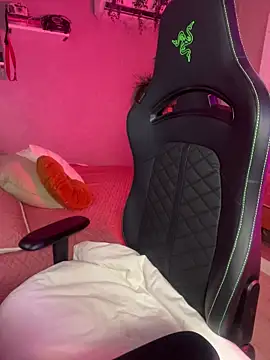 DaniDusan_'s cam snapshot