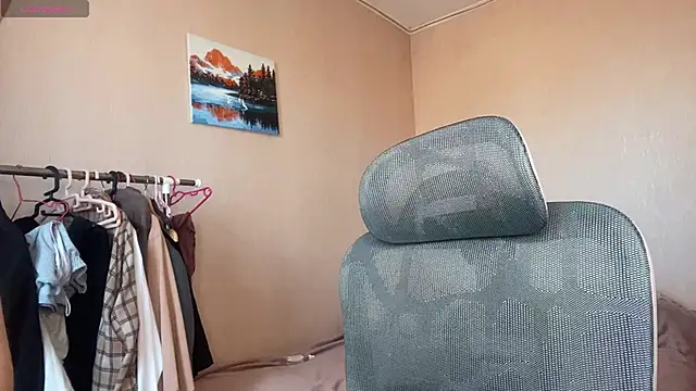 AlexaPawn's cam snapshot