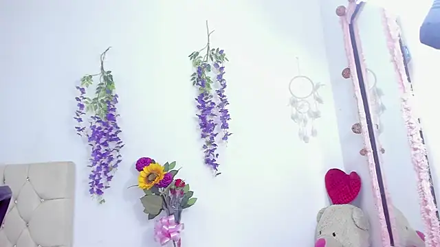 _1Jade's cam snapshot