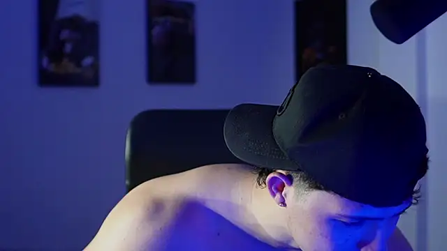 Hazzan_Velez's cam snapshot