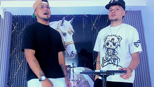 handsome_boys22's cam snapshot