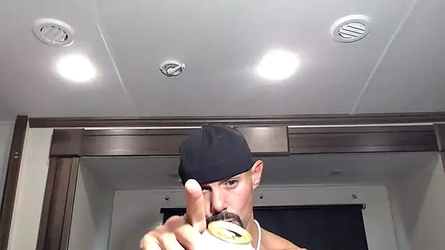 ThickD2C live sex cam