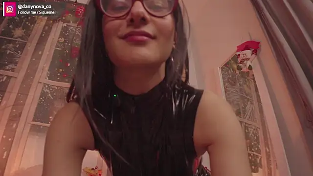 DanyNova_Co live sex cam