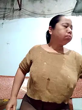 Queen-18200 live sex cam