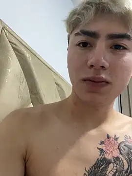 AlexanderCollman live sex cam