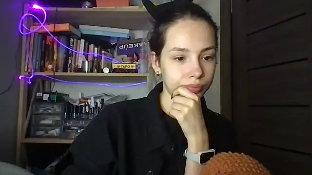 Yuna5343 live sex cam