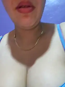 Sexy-girl live sex cam