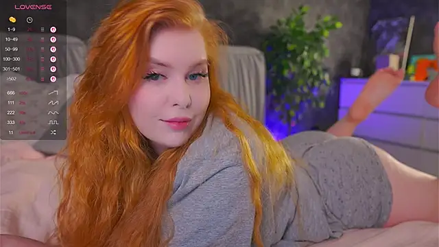 RedHotVixen0 live sex cam