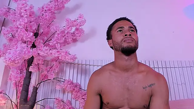 Miranda_Millers live sex cam