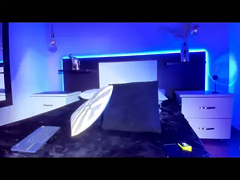 eriikjoness live sex cam