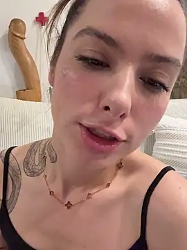 Sugarbellax live sex cam