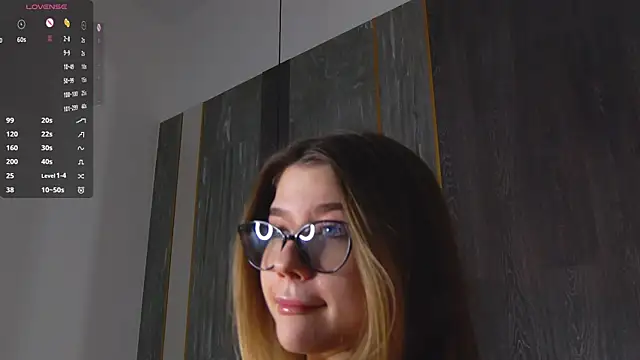 Sara_Lewiis live sex cam