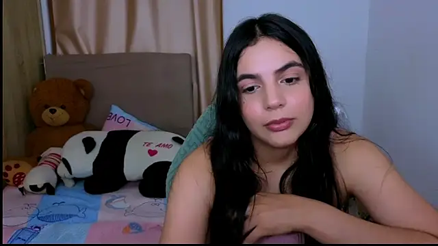 _elenna live sex cam