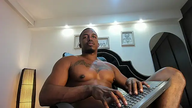 DenzelRios live sex cam