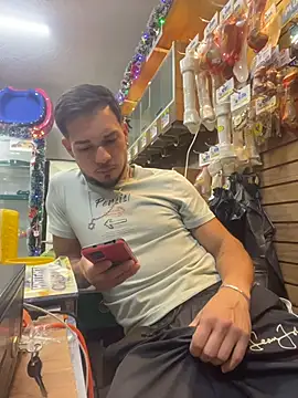 Leonardmoppet live sex cam