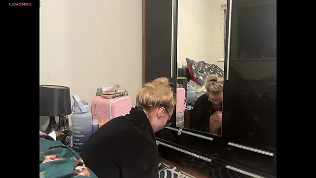 harleyblair live sex cam