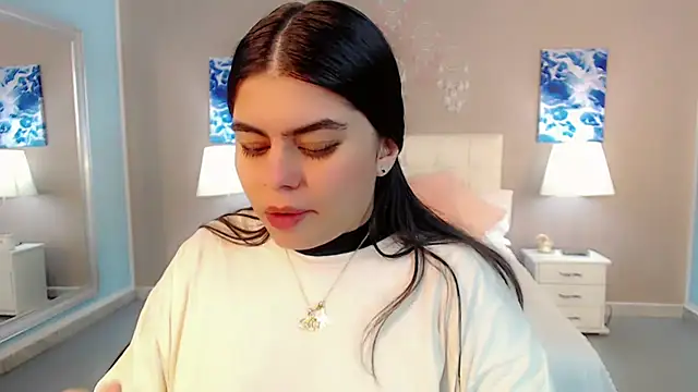 _Maddison_Ivanova_ live sex cam