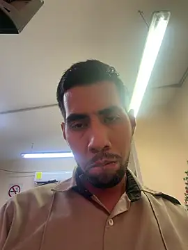 EnriquePersian197 live sex cam