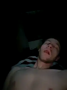 Skunk_18 live sex cam