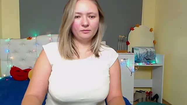 SallyVerda live sex cam