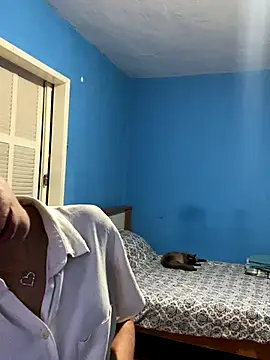 Bruxinha551 live sex cam