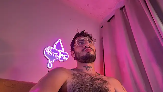 axel_giracr live sex cam