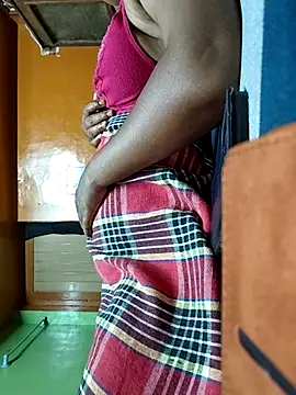 Tamilnandhini's cam snapshot