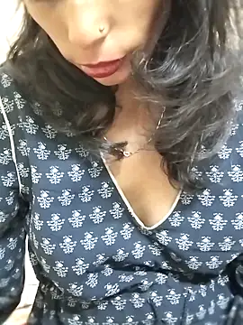 Rani_janam_'s cam snapshot