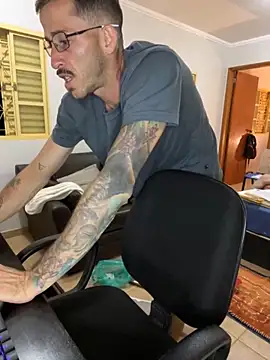 Lucasjandre live sex cam