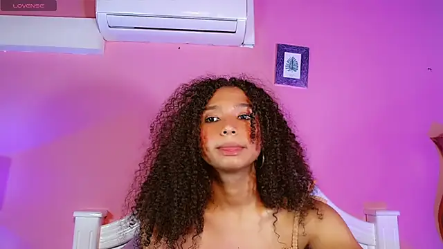 _IsabellaRousse live sex cam