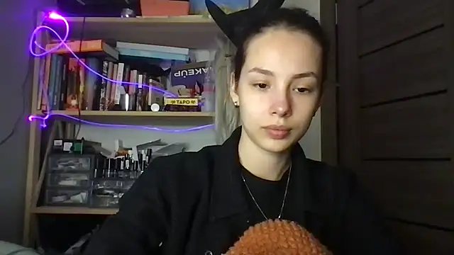 Yuna5343 live sex cam