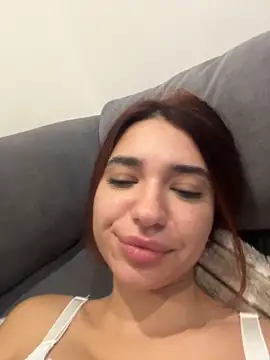 ItalianGirl live sex cam