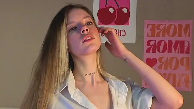 TiffinyMergist's cam snapshot