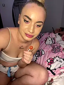 RuxyCatrina's cam snapshot