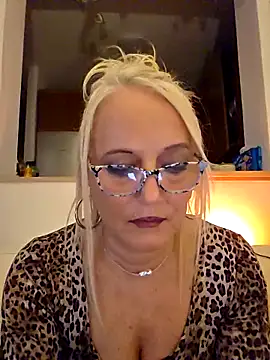 kikkastar live sex cam