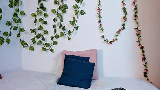 Delilah_85's cam snapshot