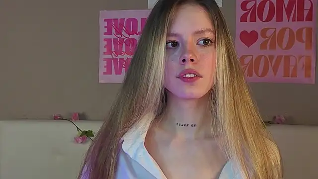 TiffinyMergist's cam snapshot