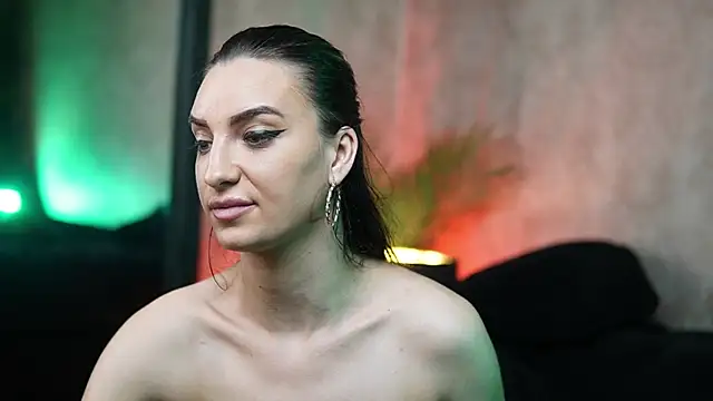 BikiJo's cam snapshot