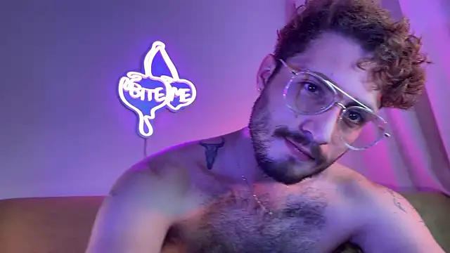 axel_giracr live sex cam