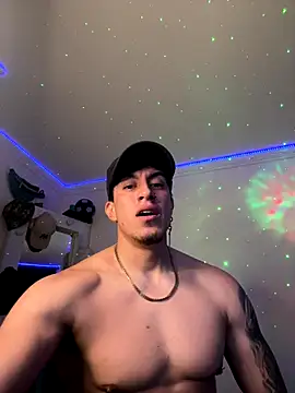 strongboy_ live sex cam