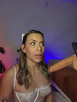 mich_bittersweet's cam snapshot