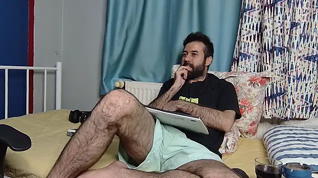 hairybearcb's cam snapshot