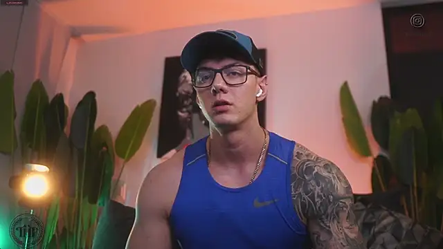 Thomas_Falcon's cam snapshot