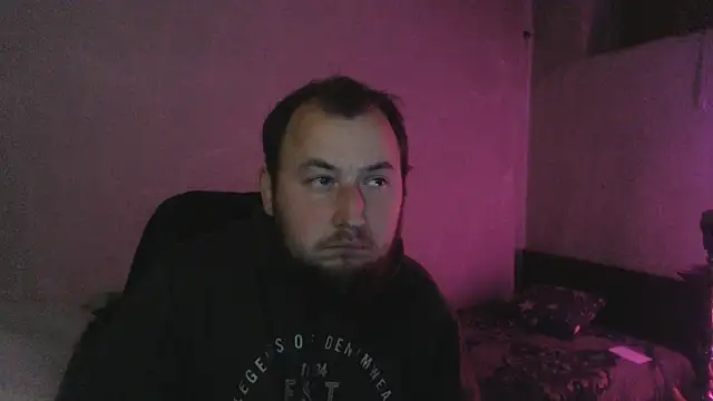 BIG-COCK-OMG's cam snapshot