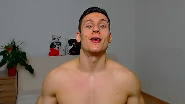 ZeinMiracles's cam snapshot